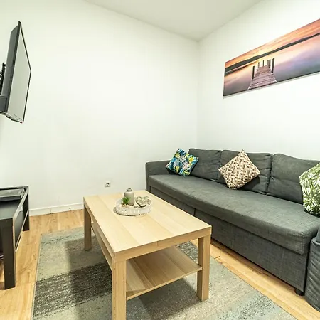 New Flat , Modern , Wifi, 10Min Sol, 5 Reina Sofia-3