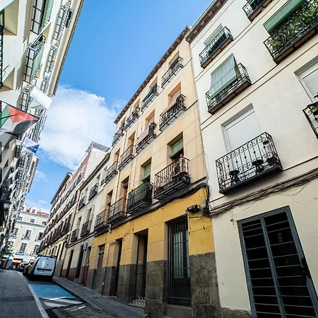 New Flat , Modern , Wifi, 10Min Sol, 5 Reina Sofia-3